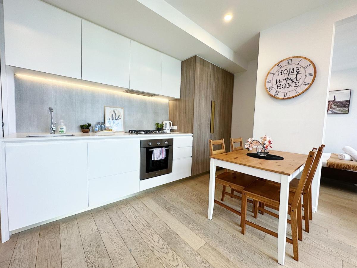 Апартаменти Beautiful Skyview Cbd Highrise 3Beds With Carpark Available Мельбурн Екстер'єр фото