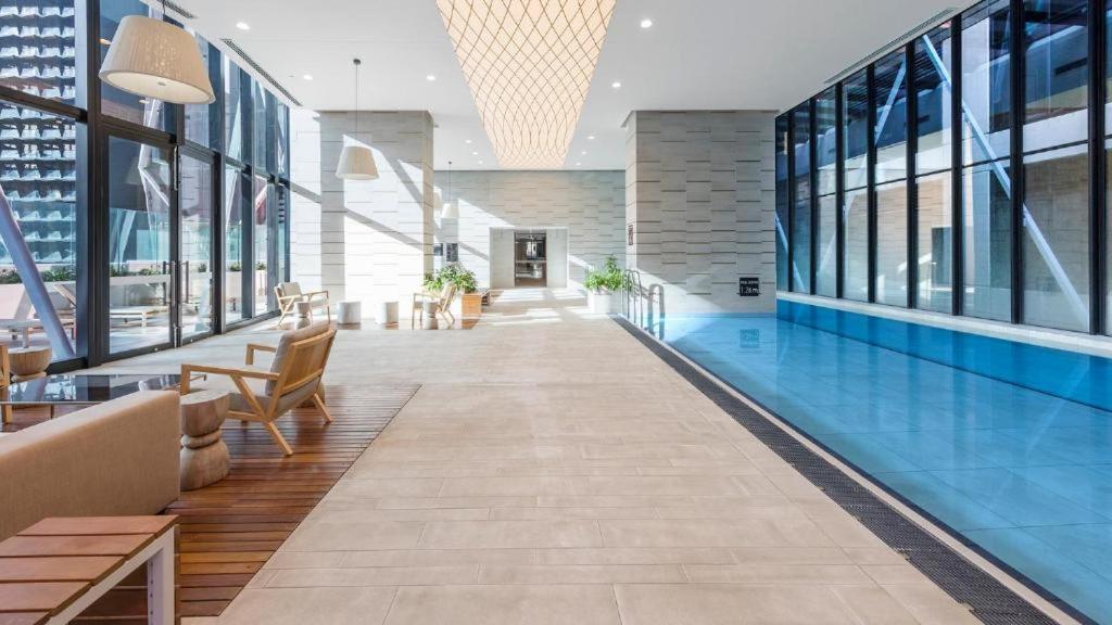 Апартаменти Beautiful Skyview Cbd Highrise 3Beds With Carpark Available Мельбурн Екстер'єр фото