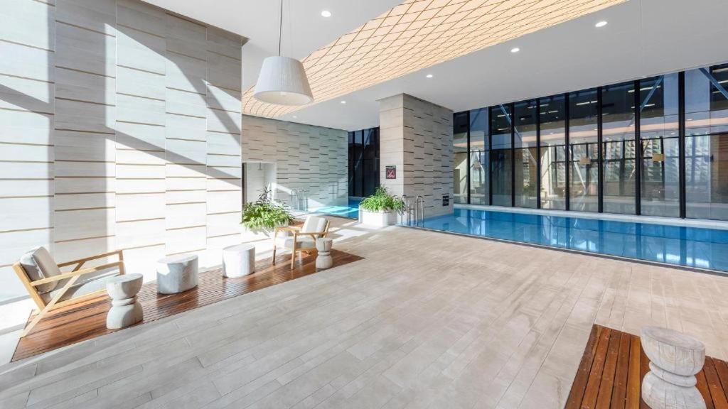 Апартаменти Beautiful Skyview Cbd Highrise 3Beds With Carpark Available Мельбурн Екстер'єр фото